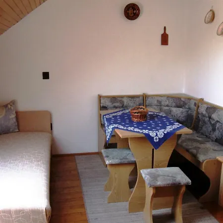 Appartement Csaladok Baratja -baratok Csaladja *