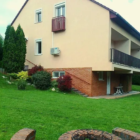 Appartement Csaladok Baratja -baratok Csaladja Balatonfüred